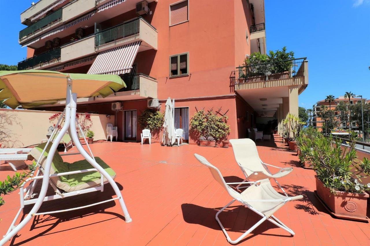 La Terrazza Parco Lauro Apartment Sorrento Eksteriør billede